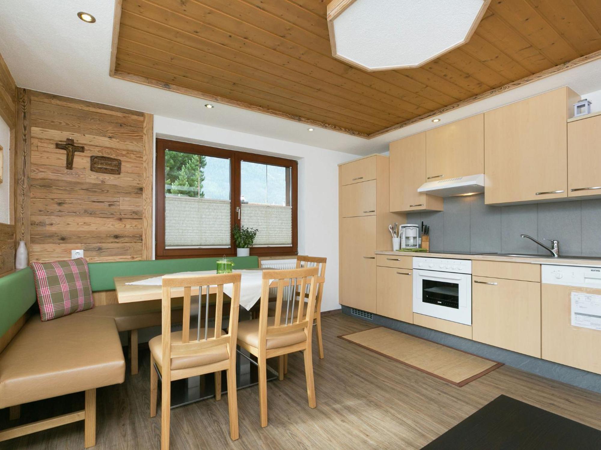 Modern Apartment In Langenfeld Near Ski Area エクステリア 写真