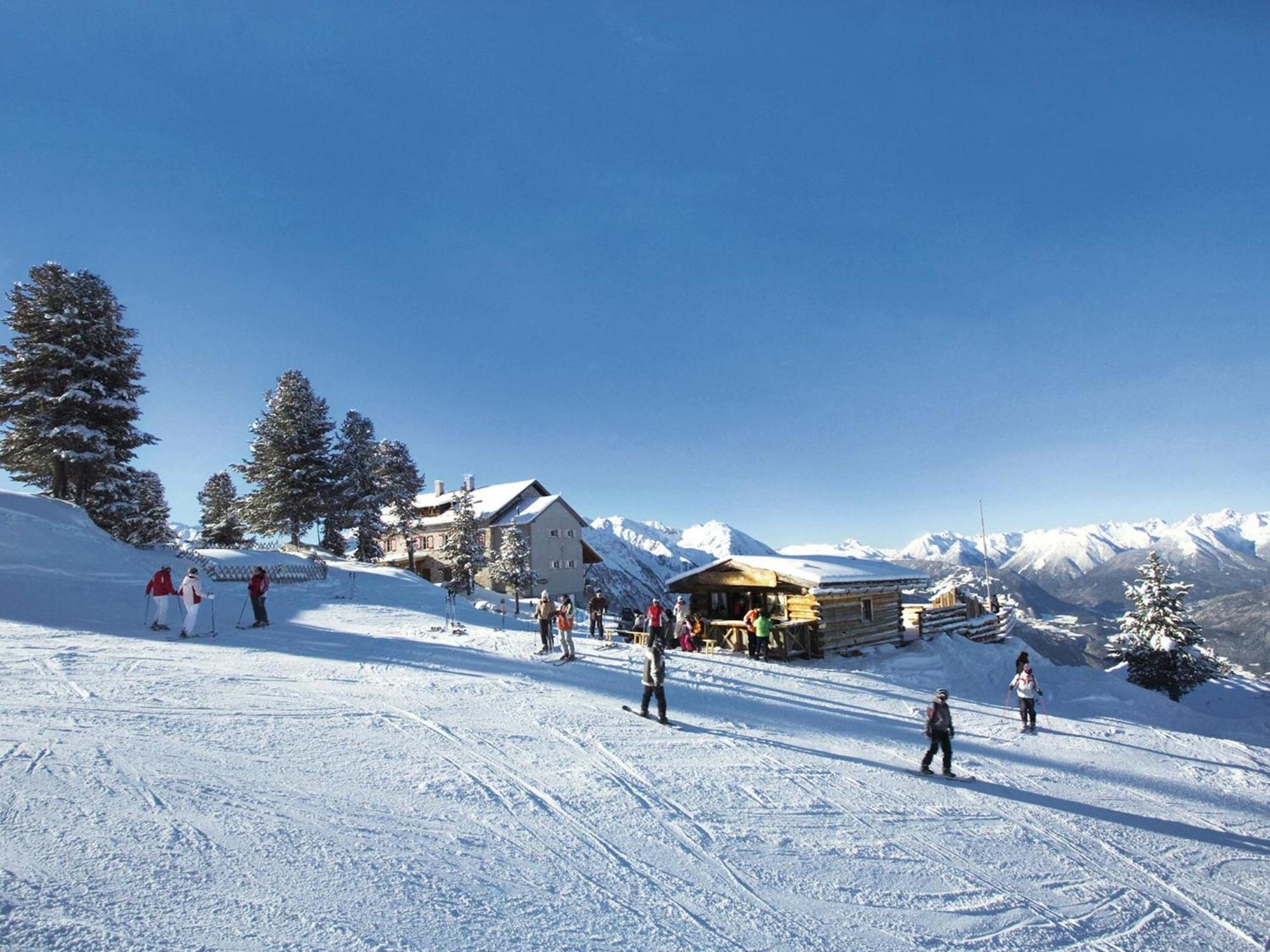 Modern Apartment In Langenfeld Near Ski Area エクステリア 写真